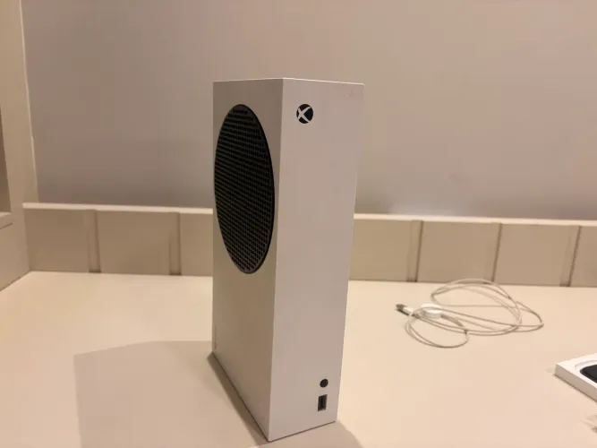 Xbox Series S 512GB Completo + Controle Original + Cabos | Excelente Estado