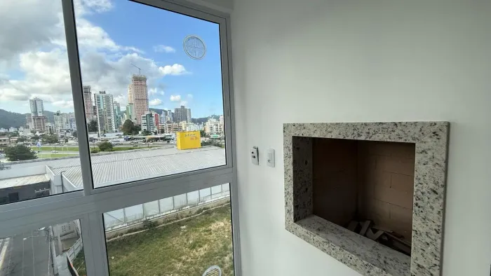 Apartamento - 3 dormitórios - 1 Suíte - localizado em Itapema / Tabuleiro dos Oliveiras RE