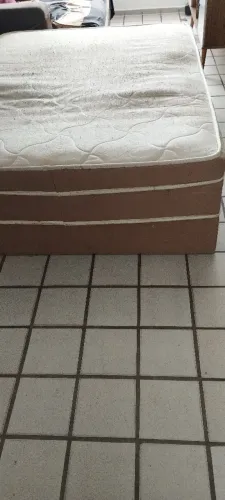Cama box casal para doação