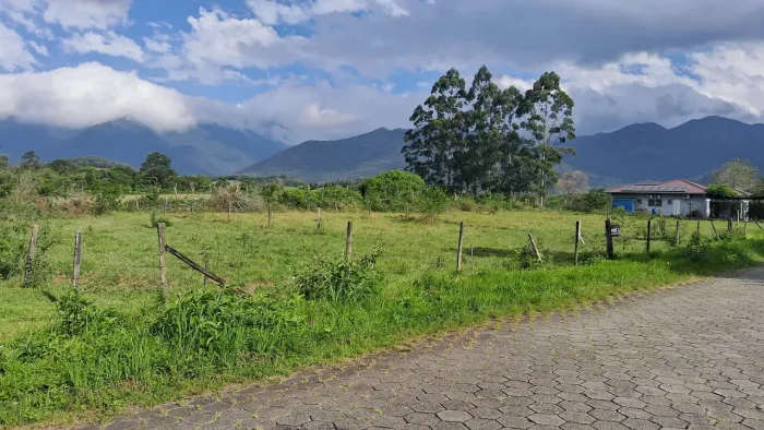Terreno 1.190 m² comercial ou residencial em Santo Amaro da Imperatriz-SC