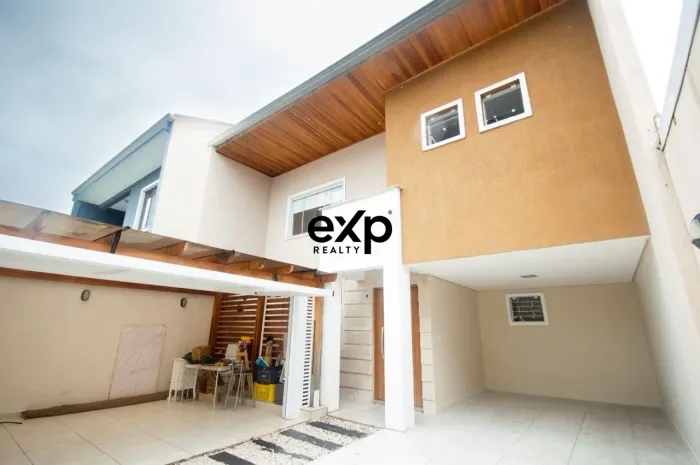 Amplo Sobrado de 4 quartos no Afonso Pena com 252m² e Espaço Gourmet Completo |