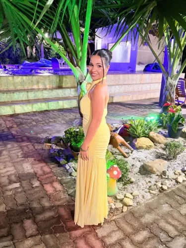 Vestido festa amarelo manteiga