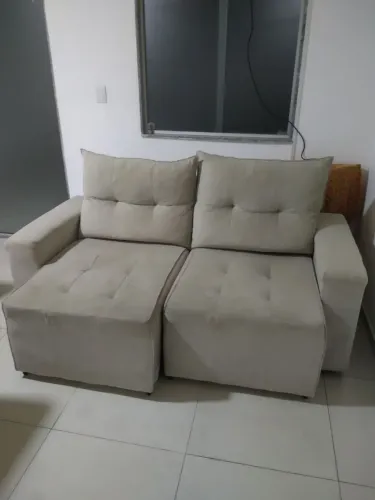 Sofá retrátil