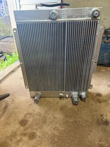 Radiador Retroescavadeira Randon