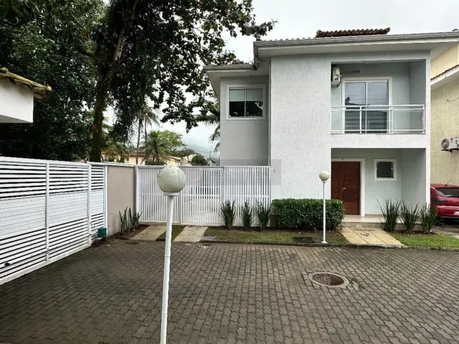 Open House Imóveis vende - Casa em Mini-condomínio em Itaipu. Baixou o valor!!!!