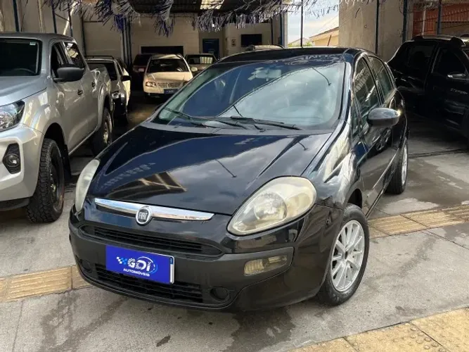 Fiat Punto Attractive 1.4 Fire Flex 8V 5P 2013
