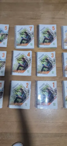 Apostilas COC - ENEM/Ensino Médio - Kit para vestibular com pequena falta - Oportunidade