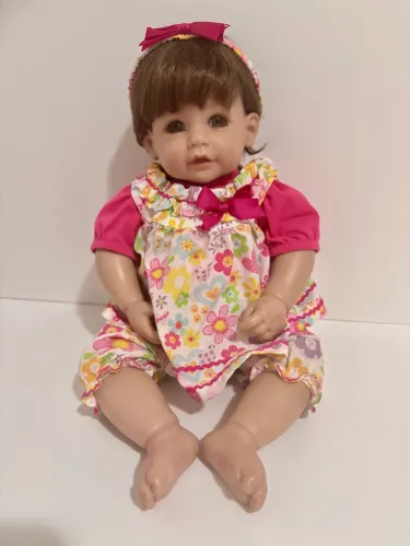 Boneca adora dolls