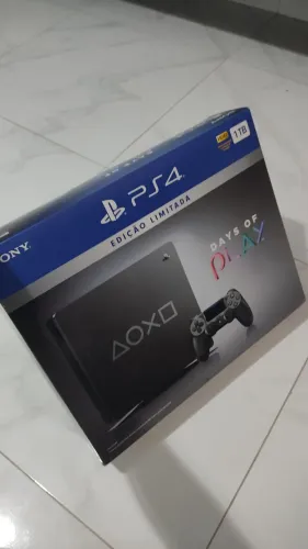 Playstation 4 Slim days of play