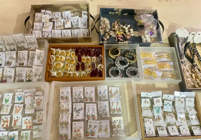 LOTE BIJUETERIAS VARIADAS