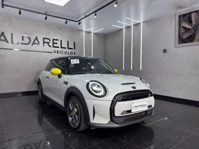 Mini Cooper SE Exclusive 3P (elétrico) 2022