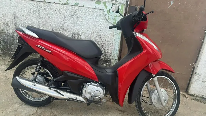 Moto com muito pouco tempo de uso