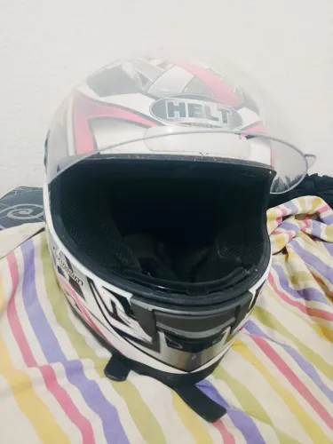 Capacete