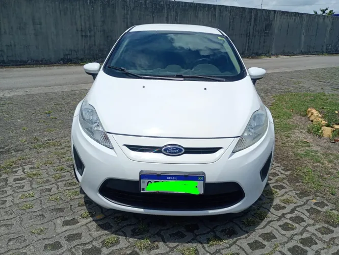 Ford Fiesta SE 1.6 16V Flex 5P 2013