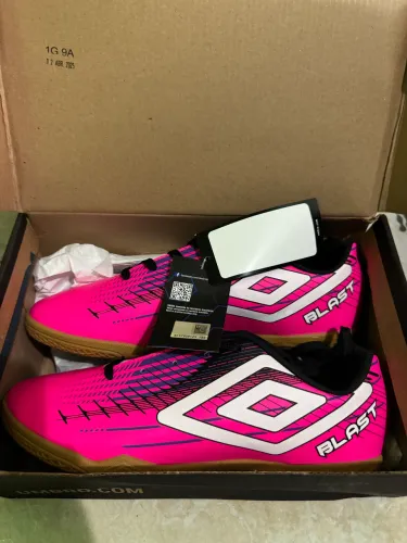Chuteira original nova umbro