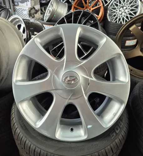 Jogo de rodas Hyundai elantra aro 17 originais