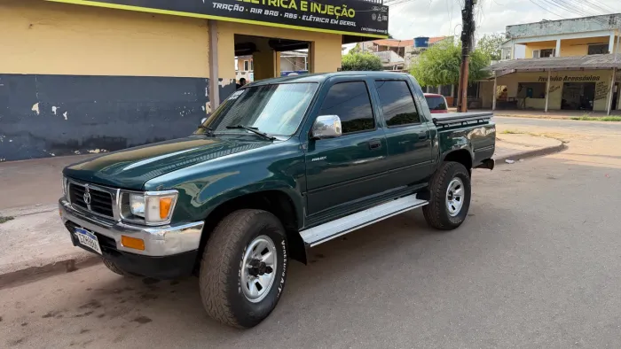 Toyota Hilux CD SR5 4X4 2.8 Diesel 2001