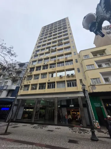Sala à venda, 40 m² por R$ 150.000,00 - Centro - Curitiba/PR