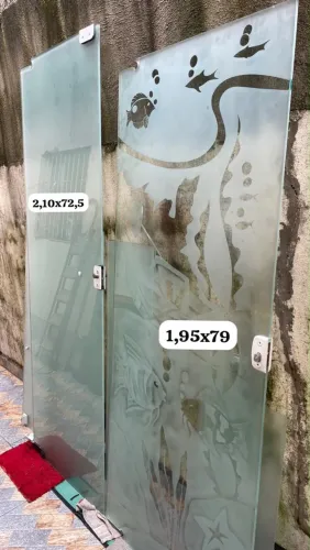 PORTAS E VIDRAÇAS