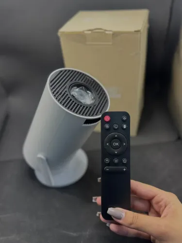 Projetor Ultra HD MODELO: HY300-A