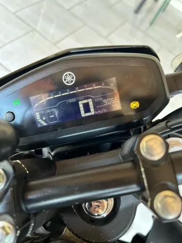 ÚNICA DONA, 9mil km, TODA ORIGINAL. Manual, chave reserva. 