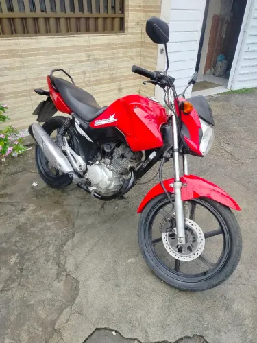 Vendo moto Fam 150 ESDI ano 2015
