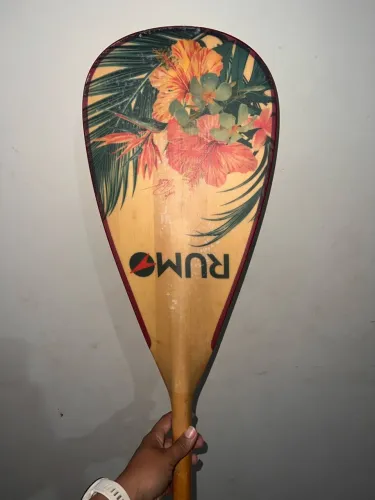 Remo de madeira Rumo com capa