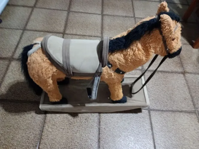 Vendo Cavalinho infantil de balanço até 70kg 