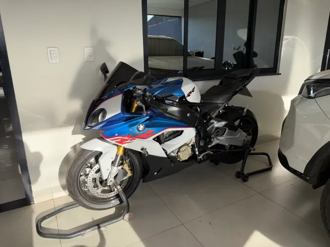 Vendo S1000RR BAIXÍSSIMA quilometragem 