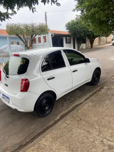 Nissan March S 1.0 12V Flex 5P 2018