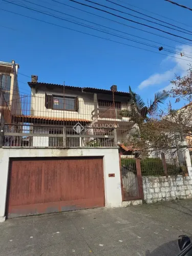 Casa à venda em Teresópolis, Porto Alegre