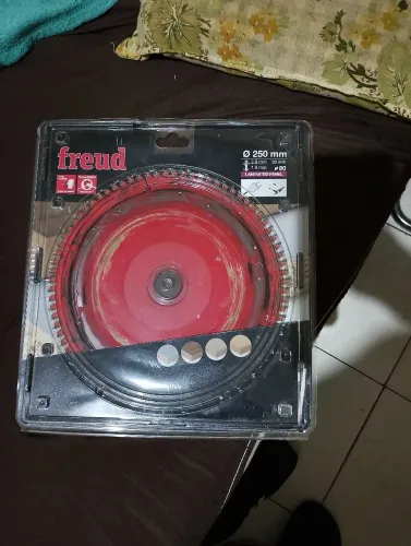 Disco de serra de bancada Freud 
