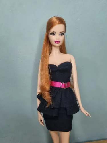Barbie Basics 1.5 Steffie ruiva
