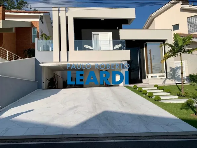 CASA EM CONDOMÍNIO - CONDOMÍNIO ARUJÁ 5 - SP