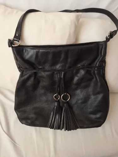 Bolsa em couro legítimo