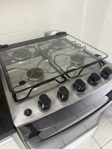 Fogão 4 bocas Mesa de Inox Branco em Excelente Estado - Continental