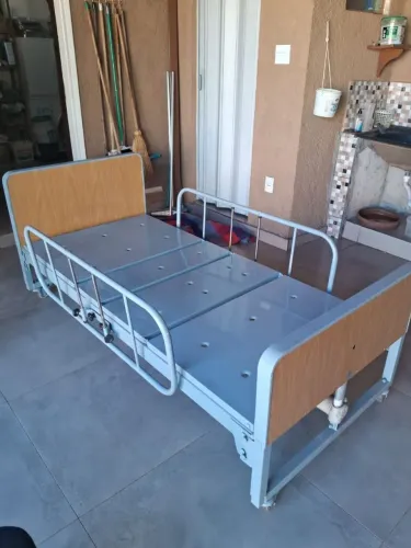 CAMA MOTORIZADA