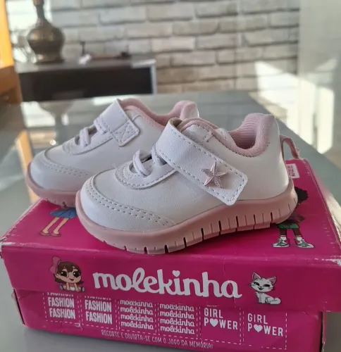 Tênis molekinha 