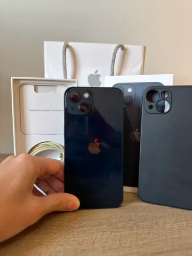 iPhone 13 - Perfeito Estado