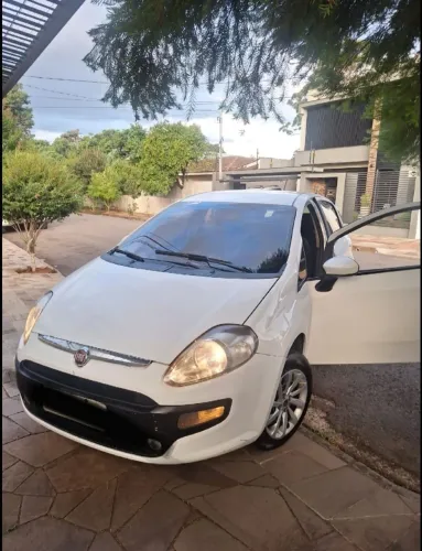 Fiat Punto Attractive 1.4 Fire Flex 8V 5P 2013