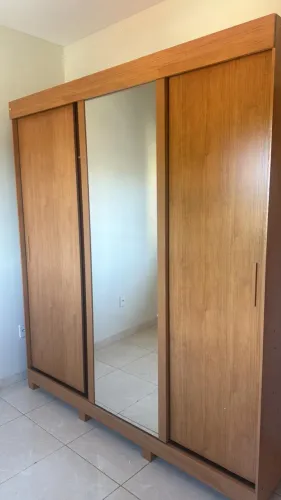 Quarda roupa grande pagar frete para sua residência 