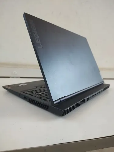 Notebook Legion 5, Ryzen 7 5800H, RTX 3070 8GB, 16GB RAM, SSD 512GB NVME