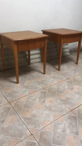 Mesa de cabeceira