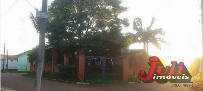 CASA 2 DORM 1 SUITE 4 VAGAS QUINTAL COM ÁRVORES FRUTÍFERAS