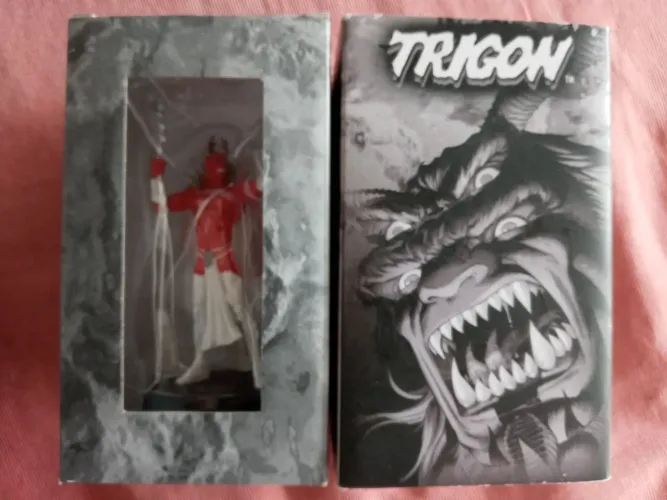 Trigon da coleçao DC eaglemoss