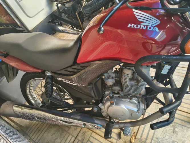 Vendo Fan 125 -  Partida eletrica