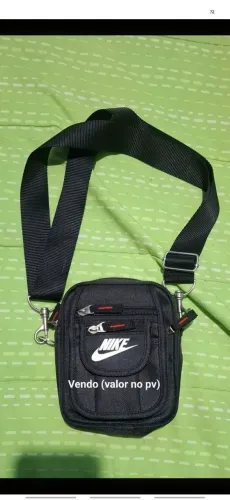 Bolsa da nike nova leva 1 e vem uma bolsa de brinde