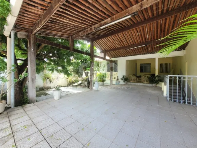 Casa em Neópolis