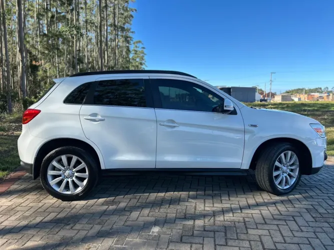 Mitsubishi ASX 2.0 16V 4X4 160cv Aut. 2015