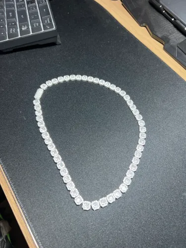 Cordão ice cravejado 